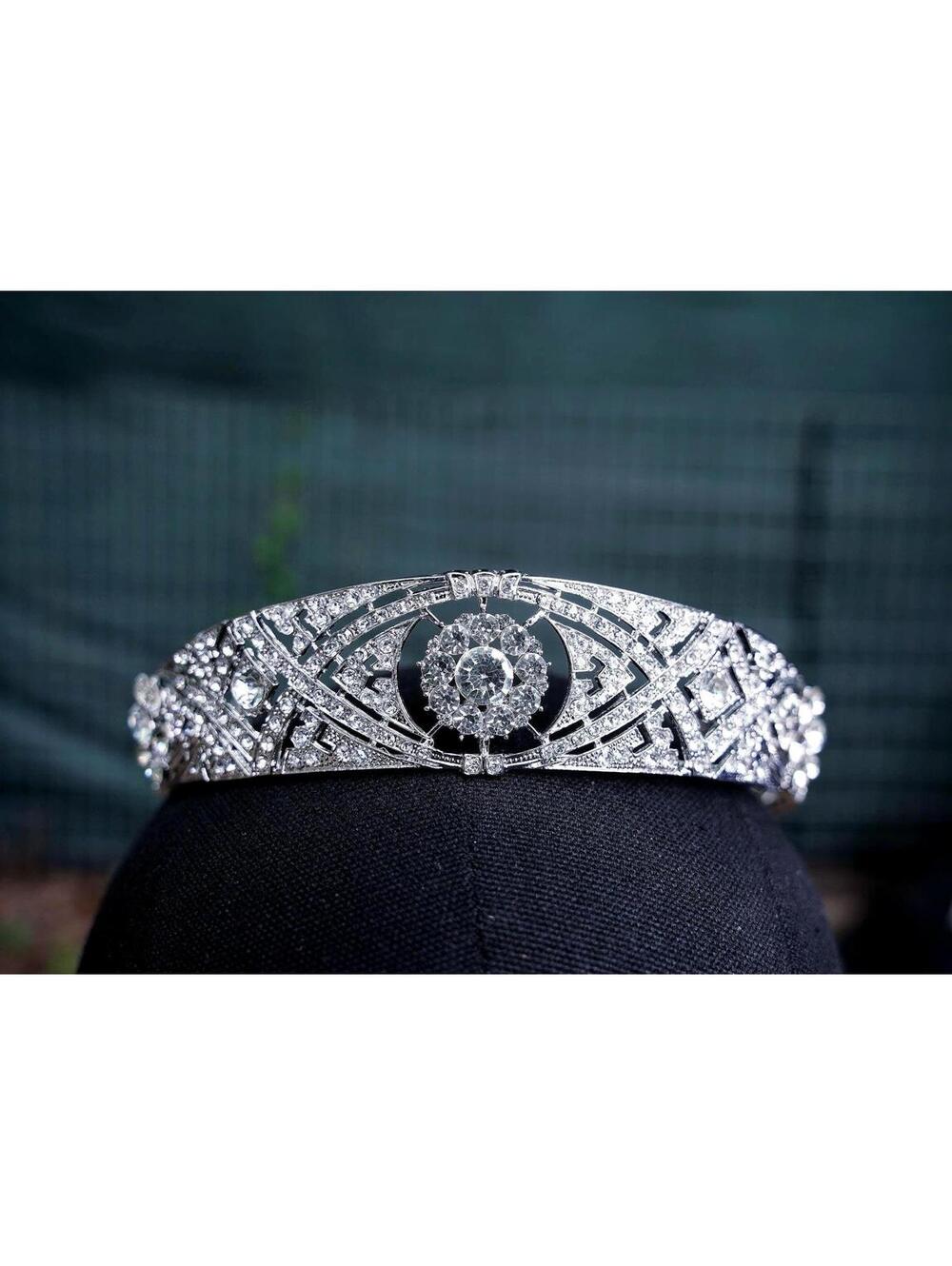 Meghan Markle Tiara Bridal Crown Birthday Wedding Gift Diadem Vintage Silver